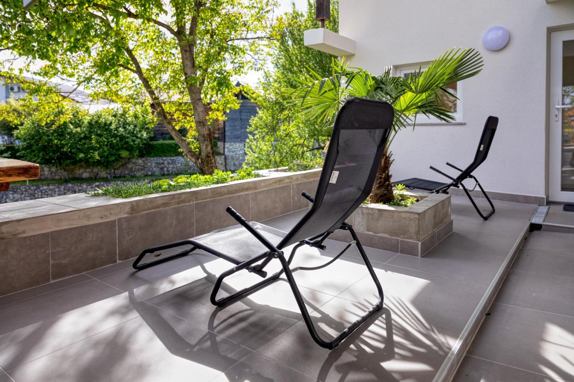 סלוניי Apartman Grey מראה חיצוני תמונה