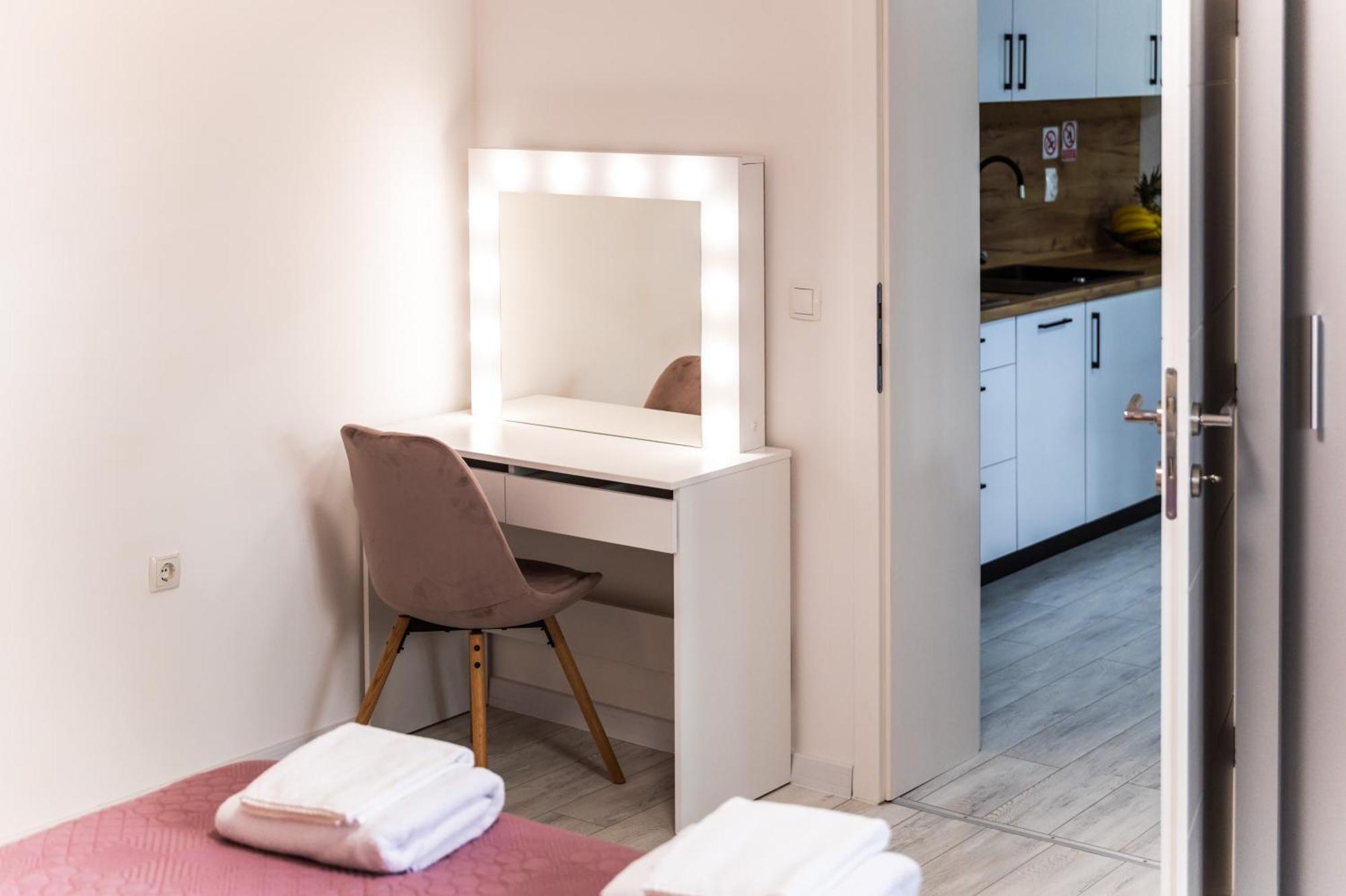 סלוניי Apartman Grey מראה חיצוני תמונה