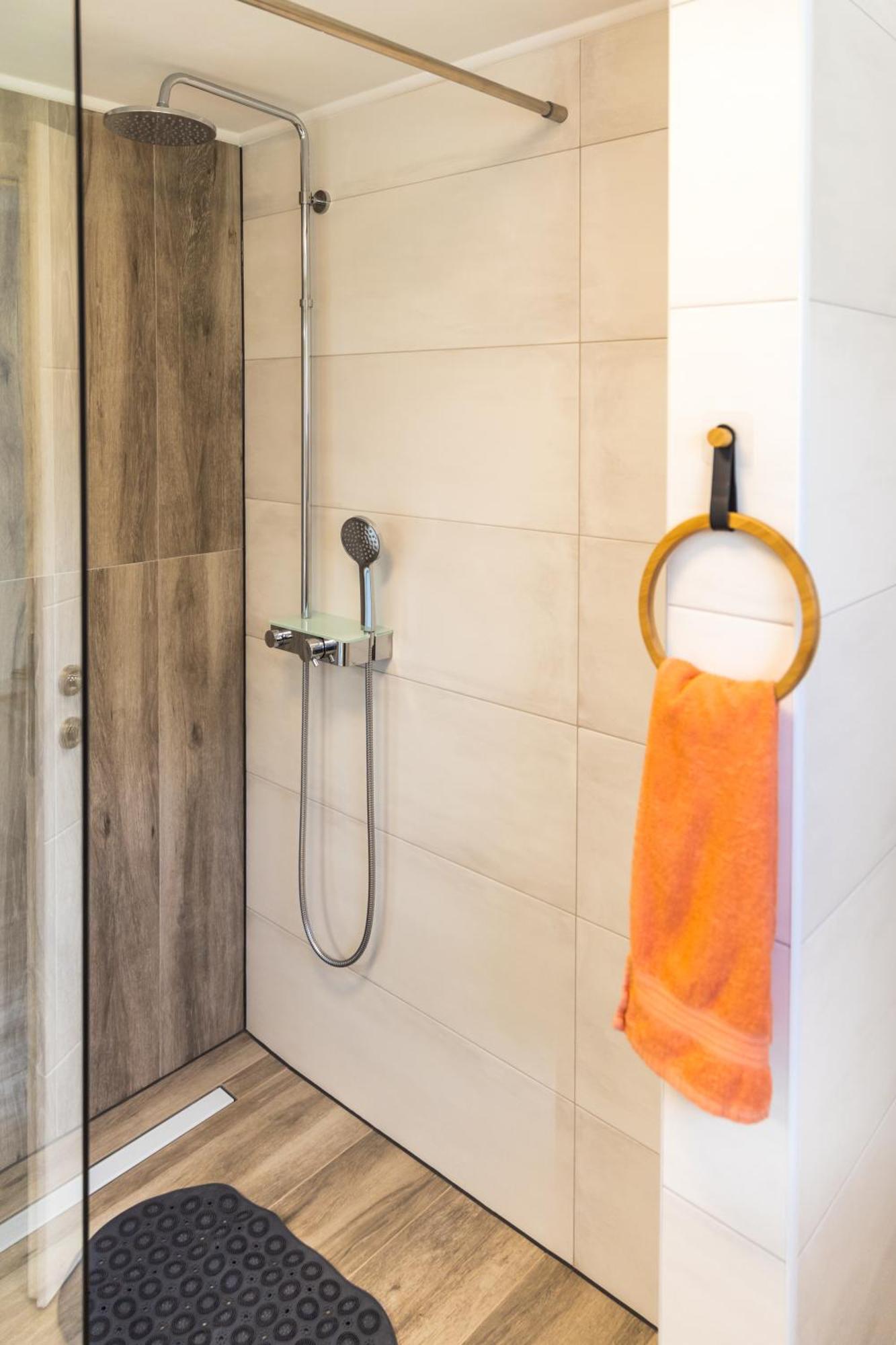סלוניי Apartman Grey מראה חיצוני תמונה