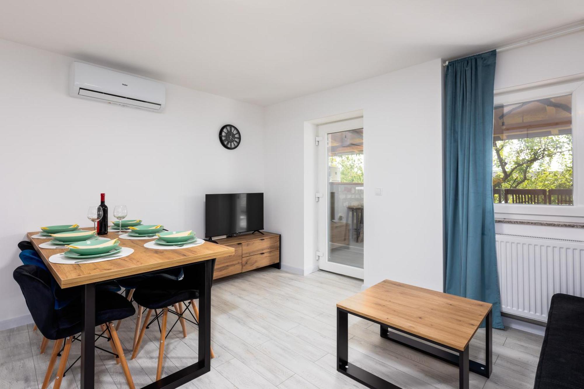 סלוניי Apartman Grey מראה חיצוני תמונה
